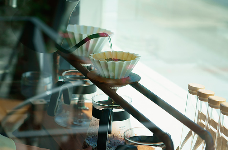ORIGAMI】オリガミ ドリッパーホルダー ダークブラウン 木製（アカシア） スペシャルティコーヒーの抽出に - TSUJIMOTOcoffee